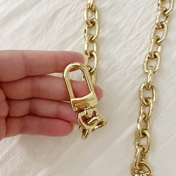 NWT LOUIS VUITTON Pochette Métis Gold Chain Strap - Picture 2 of 4